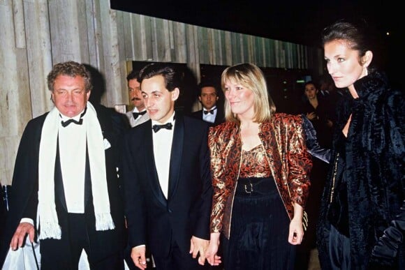 Jacques Martin, Cécilia Attias, Nicolas Sarkozy et Marie-Dominique Culioli, à Paris, le 24 novembre 1984