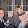 Nicolas Sarkozy et Marie-Dominique Culioli, et leurs enfants Jean et Pierre à Paris, 1986