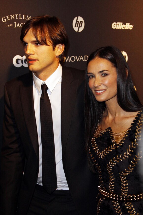 Le couple Ashton Kutcher-Demi Moore fait partie des stars les plus charitables de l'année 2010.