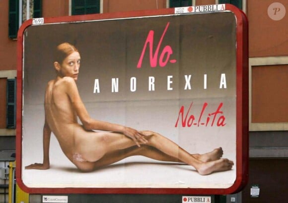 Isabelle Caro lors d'une campagne choc en 2007 contre l'anorexie