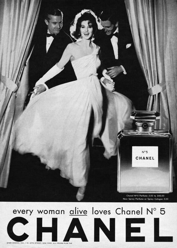 Publicité Chanel pour le célèbre N°5. 1957
