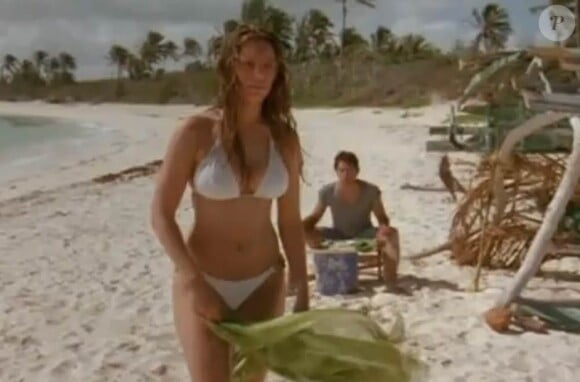 La belle Kelly Brook dans Survival Island, sorti en 2005.