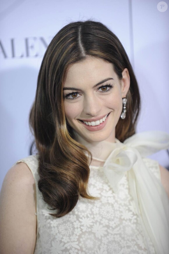 Anne Hathaway coanimera avec James Franco la cérémonie des Oscars le 27 février 2011.
