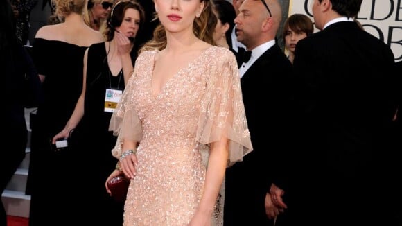 Golden Globes : Scarlett, Angie, Julianne, les meilleurs looks du tapis rouge !
