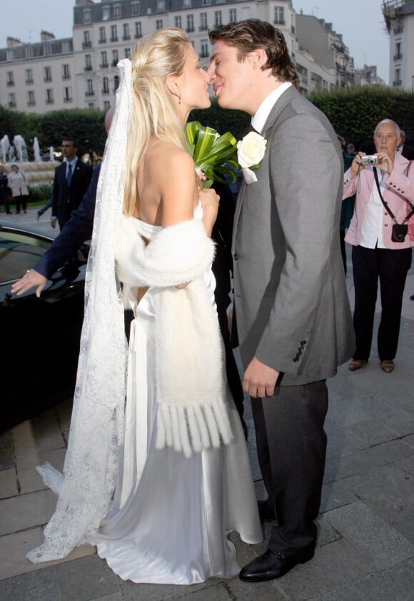 Patrick Balkany et Solenne à leur mariage, le 11 octobre 2007.
