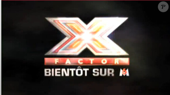 Un gigantesque panneau publicitaire de 350 m² a envahi Neuilly-sur-Seine pour promouvoir l'arrivée sur M6 de X-Factor.