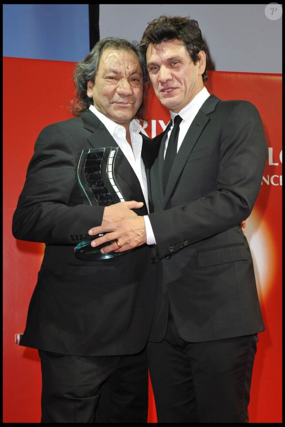 Tony Gatlif et Marc Lavoine, à l'occasion de la cérémonie du Prix Henri-Langlois, à Vincennes, le 31 janvier 2011.