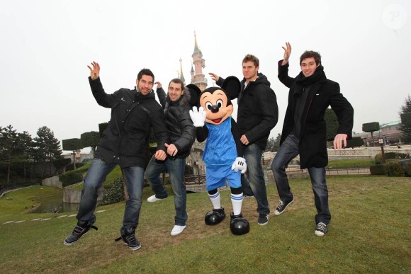 Les Montpelliérains champions du monde, arrivés à Paris depuis malmö, sont allés s'éclater à Disneyland !