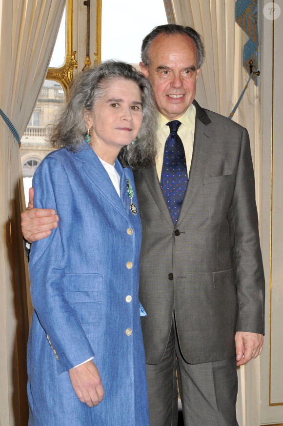 Maria Schneider, honorée par Frédéric Mitterrand en juillet 2010