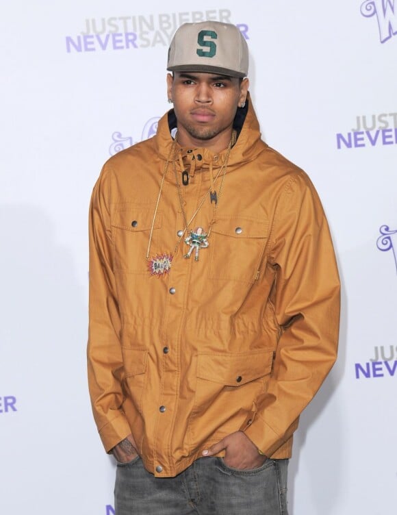Chris Brown à la première du biopic de Justin Bieber, Never Say Never, au Nokia Theatre à Los Angeles, le 8 février 2011