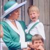 Le Prince William d'Angleterre avec sa mère et son frère en juin 1988