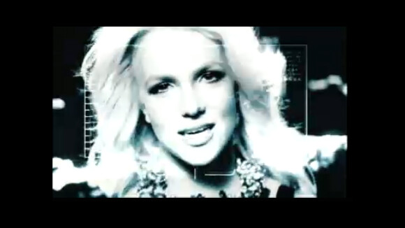 Britney Spears se dévoile encore et s'offre un cadeau à 20 millions de dollars !