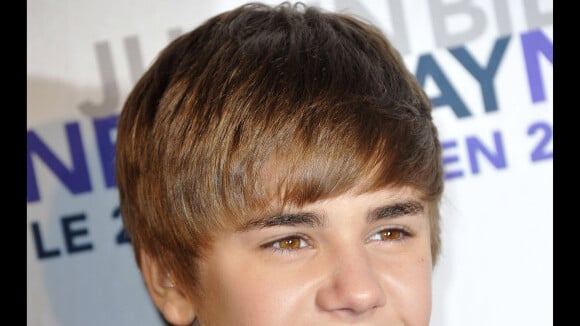 Justin Bieber a coupé sa mèche... Le mythe est brisé !