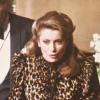 Catherine Deneuve, présidente de la cérémonie des César en 1983. Elle se trouve au côté de Philippe Noiret