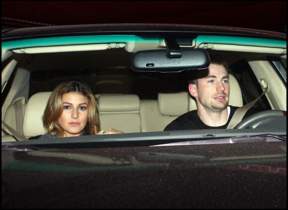 Chris Evans et sa chérie à Los Angeles le 25 février 2011