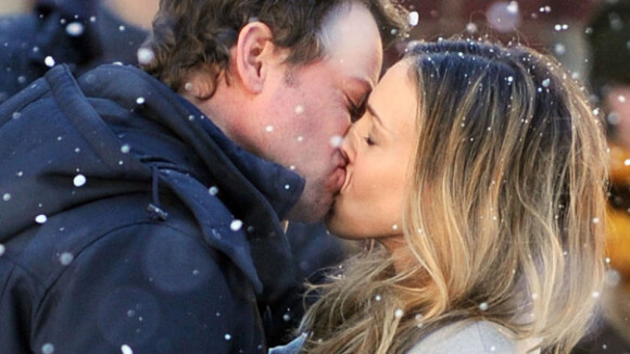 Sarah Jessica Parker : Un baiser fougueux et passionné sous la neige !