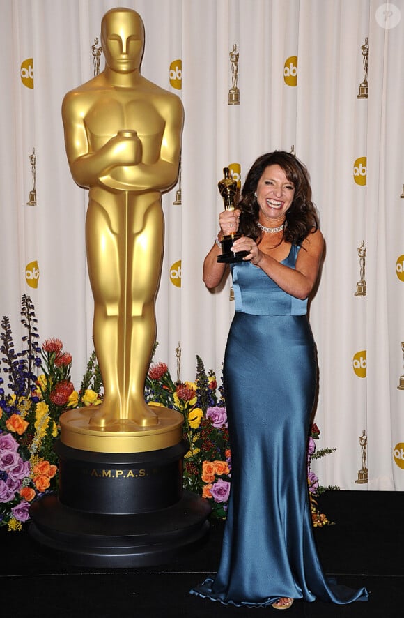 Susanne Bier, Oscar du meilleur film étranger pour Revenge (Danemark) lors de la cérémonie des Oscars le 27 février 2011 à Los Angeles