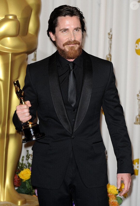 Christian Bale, Oscar du meilleur second rôle pour Fighter, lors de la cérémonie des Oscars le 27 février 2011 à Los Angeles