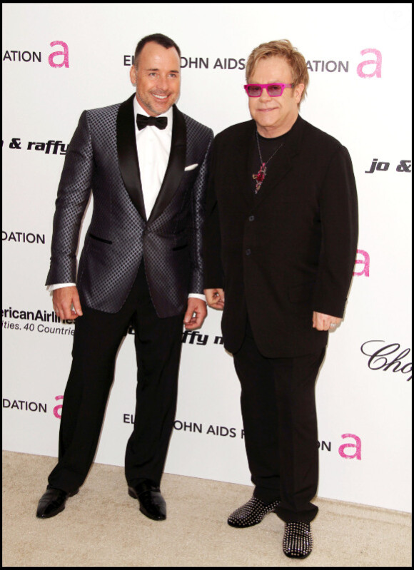 Elton John et son mari David Furnish à la 19ème édition de la Elton John AIDS Foundation organisé à Los Angeles, le 27 février 2011.