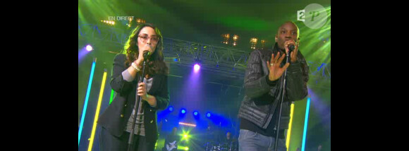 Abd Al Malik interprète (en duo avec sa compagne Wallen) le morceau Mon amour, lors de la seconde moitié des Victoires de la Musique 2011, mardi 1er mars sur France 2.