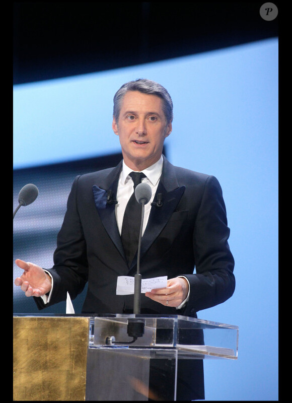 Antoine de Caunes présente la 36e cérémonie des César le 25 février 2011