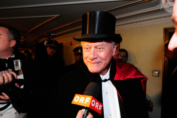 Larry Hagman, au 55ème Bal de l'Opéra de Vienne, le 3 mars 2011