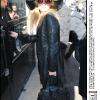 Kate Moss le 6 mars à Paris en route pour une séance photos.