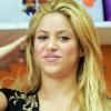 Shakira : à Buenos Aires durant son tour de l'Amérique du Sud, rencontre le chef du gouvernement de la ville Mauricio Macri afin d'inaugurer une école élémentaire le 5 mars 2011 en Argentine