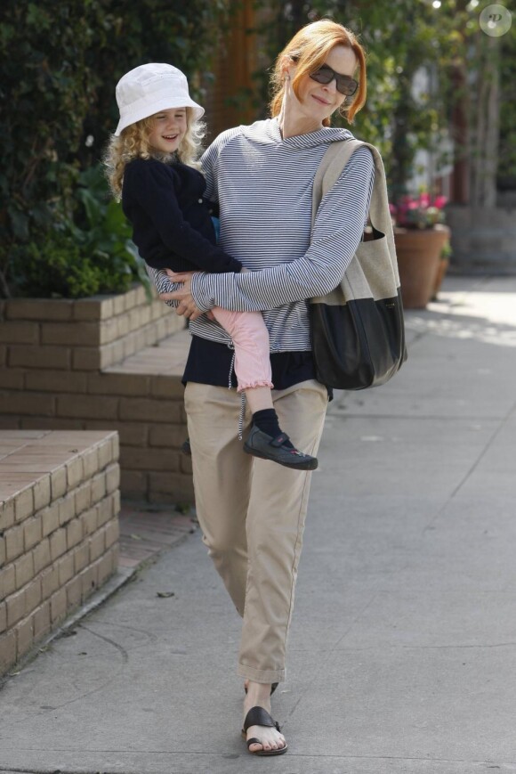 Marcia Cross et sa petite Savannah... mais où est Eden ? (13 mars 2011,  Los Angeles)