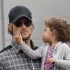 Gabriel Aubry et sa fille Nahla vont au restaurant à Los Angeles le 17 mars 2011 