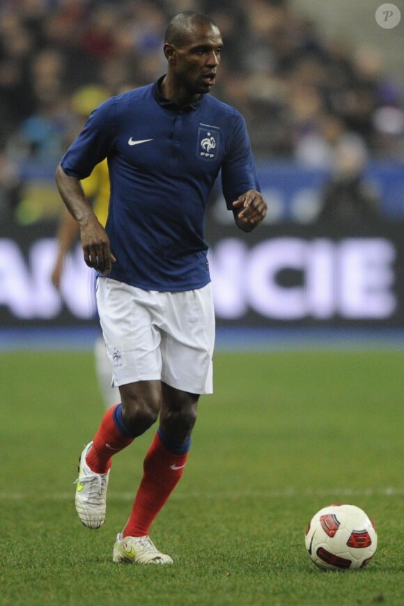 Eric Abidal, lors du match France-Brésil du 9 février 2011, au Stade de France.