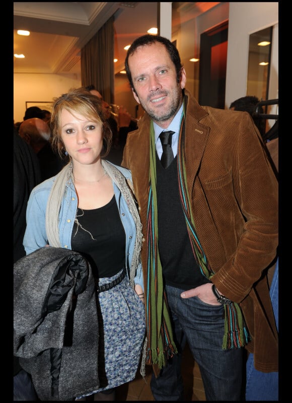 Christian Vadim et sa compagne Julia lors de l'inauguration de la boutique Gérard Darel dans le 7e arrondissement de PAris en mars 2011