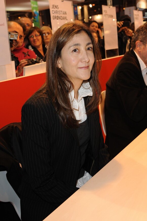 Ingrid Betancourt au salon du livre en mars 2011