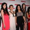 La famille Kardashian réunie au grand complet pour célébrer leur couverture du magazine Redbook le 11 avril 2011