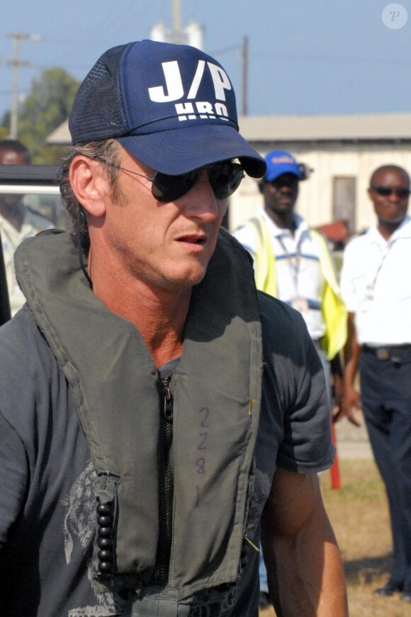 Sean Penn en Haïti, le 7 février 2010.
