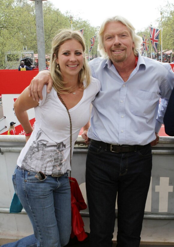 Richard Branson et sa fille lors du marathon de Londres pour l'association Oxfam, le 17 avril 2011.