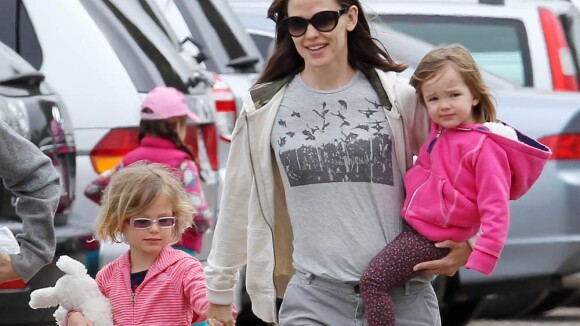 Jennifer Garner : La reine des salades avec ses filles croqueuses de haricots !