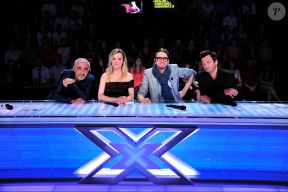 Les onze finalistes encore en lice après le premier prime faisaient leur deuxième apparition sur la scène des Studios Lendit dans X Factor, en live, le 26 avril 2011