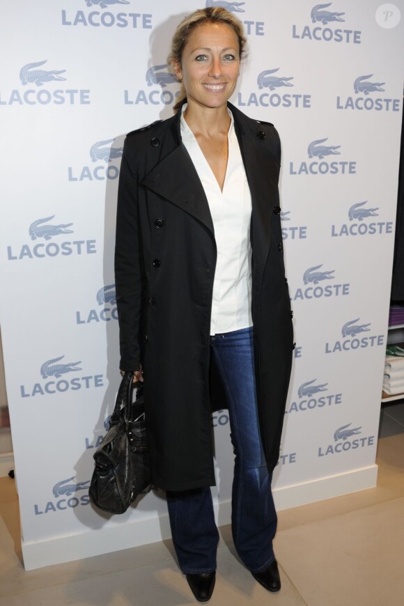 Anne-Sophie Lapix lors de la soirée d'ouverture du flagship Lacoste sur les Champs-Elysées à Paris le 28 avril 2011