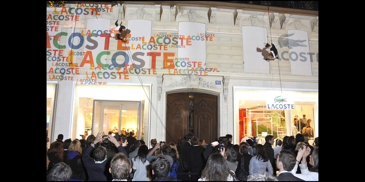 Photo Inauguration de la boutique Lacoste 95 avenue des Champs Elysees a Paris le 28 avril 2011 Purepeople
