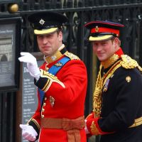 Mariage de William et Kate : William ovationné en colonel des Irish Guards !