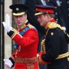 Les Princes Harry et William lors de leur arrivée à l'Abbaye de Westminster à l'occasion du mariage de Kate Middleton et du Prince William, le 29 avril 2011