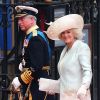 Le Prince Charles et son épouse la Duchesse de Cornouailles lors de leur arrivée à l'Abbaye de Westminster à l'occasion du mariage de Kate Middleton et du Prince William, le 29 avril 2011
