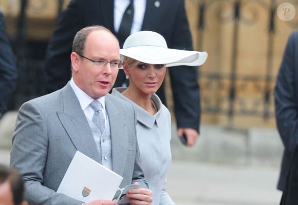 Les 1 900 convives invités à assister au mariage du prince William et de Catherine Middleton le 29 avril 2011, dont le prince Albert de Monaco et Charlene Wittstock, ont pris place à Westminster dans les premières heures de la matinée.