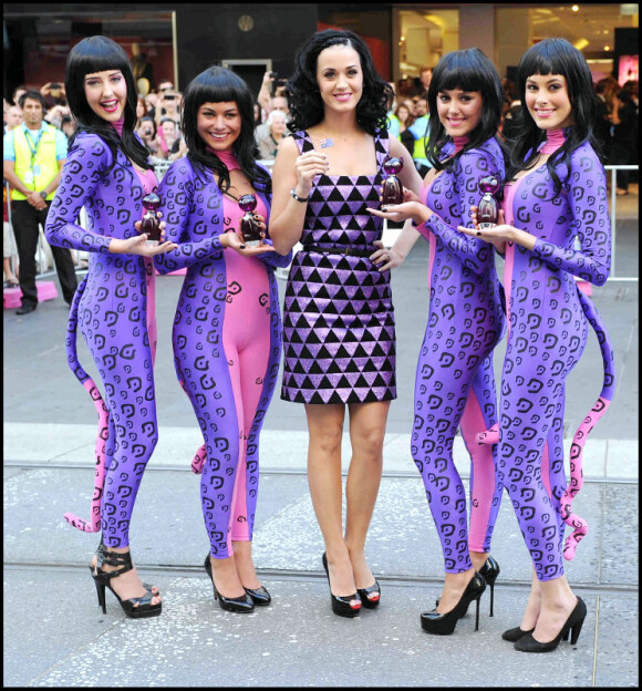 Katy Perry présente son parfum Purr à Melbourne en Australie le 30 avril 2011 