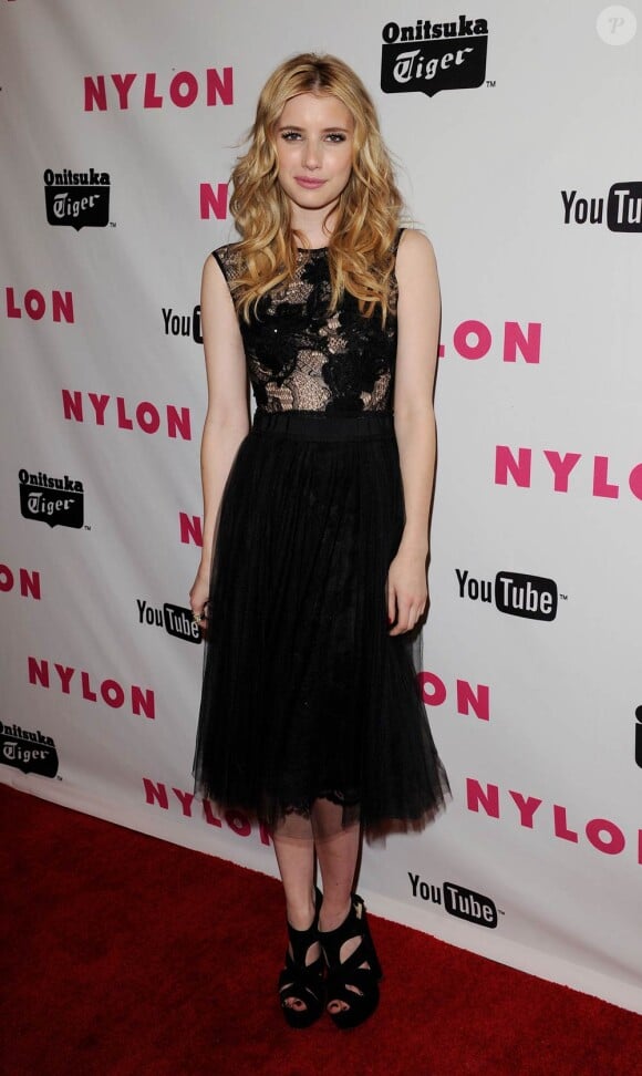 La ravissante Emma Roberts à l'occasion de la soirée organisée par le magazine Nylon pour la "Jeunesse Hollywoodienne" au Bardot d'Hollywood, à Los Angeles, le 4 mai 2011.