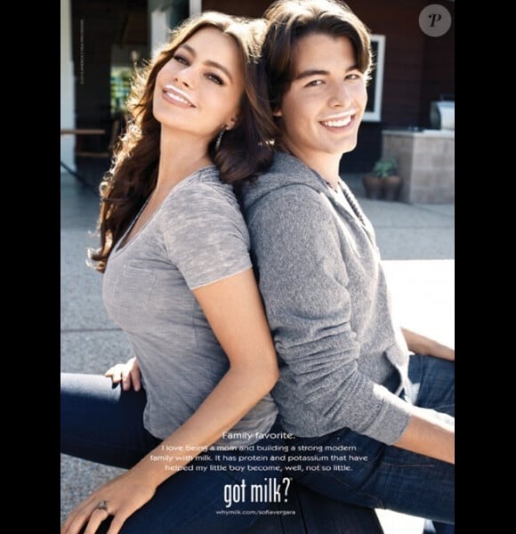 Sofia Vergara et son fils ont déjà posé pour la campagne Got milk aux Etats-Unis. New York, 2 mai 2011