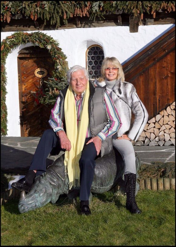 Gunter Sachs et sa femme Mirja à Gstaad en décembre 2006