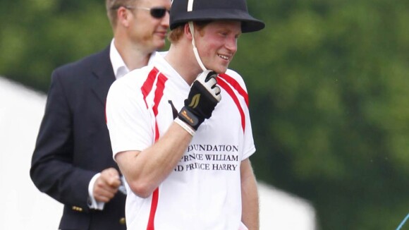 Le sportif prince Harry a charmé Charlize Theron !