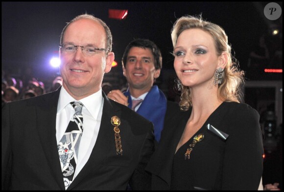 Le prince Albert et sa fiancée Charlene Wittstock au festival international du cirque de Monte-Carlo.
